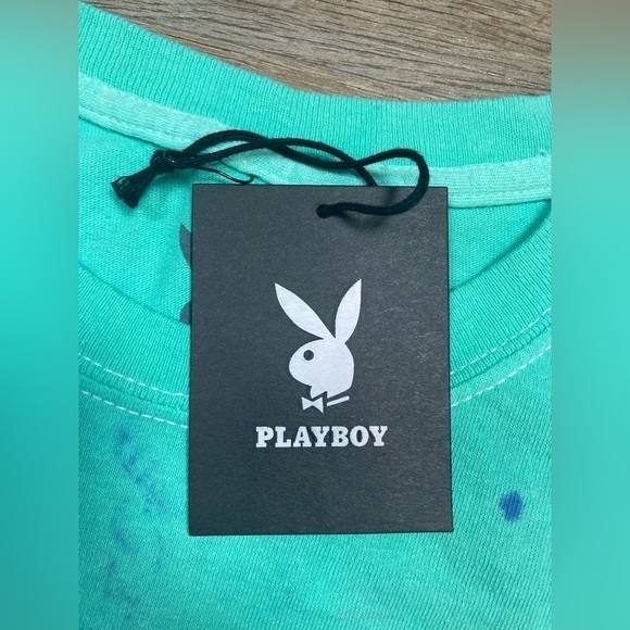 Playboy Unisex Surf Girl Shirt Medium NWT Limited Edition Official - Picture 5 of 6
